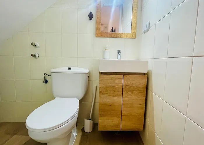 Casa Puerta De Almocabar *